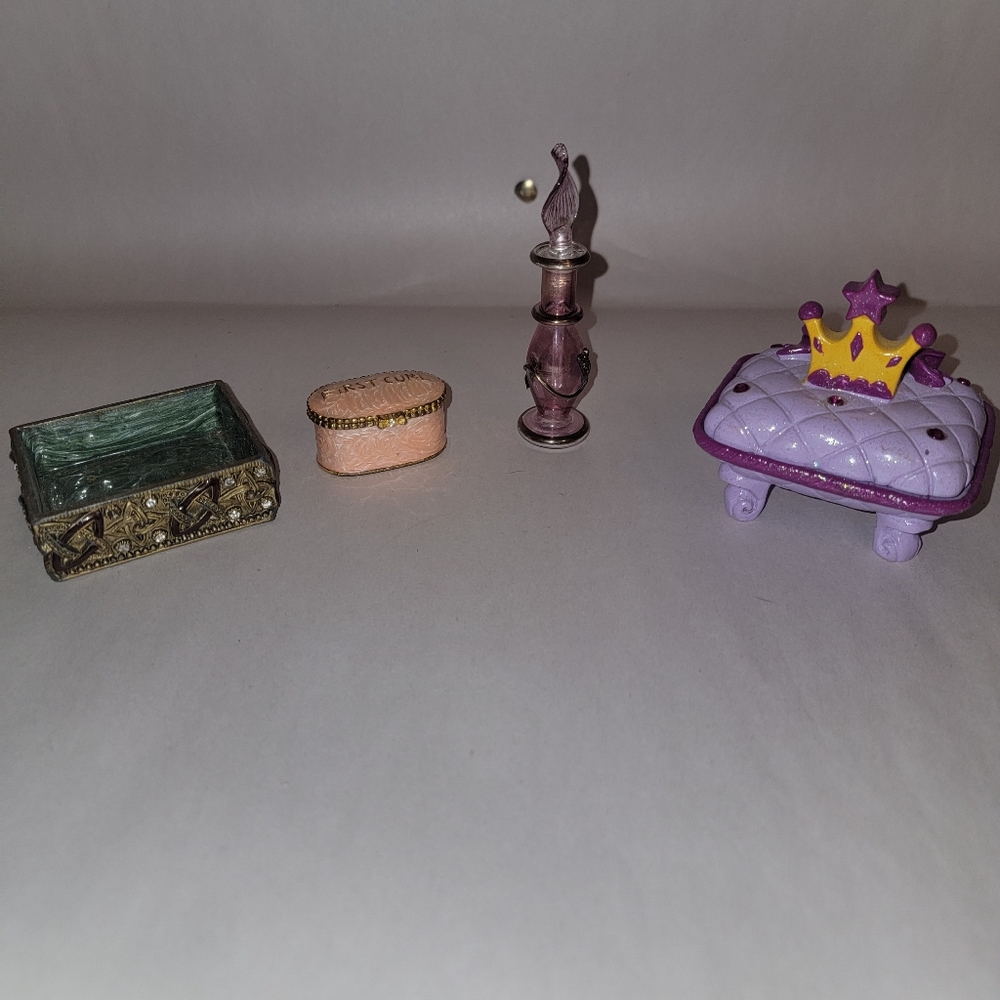 Jewelry trinkets